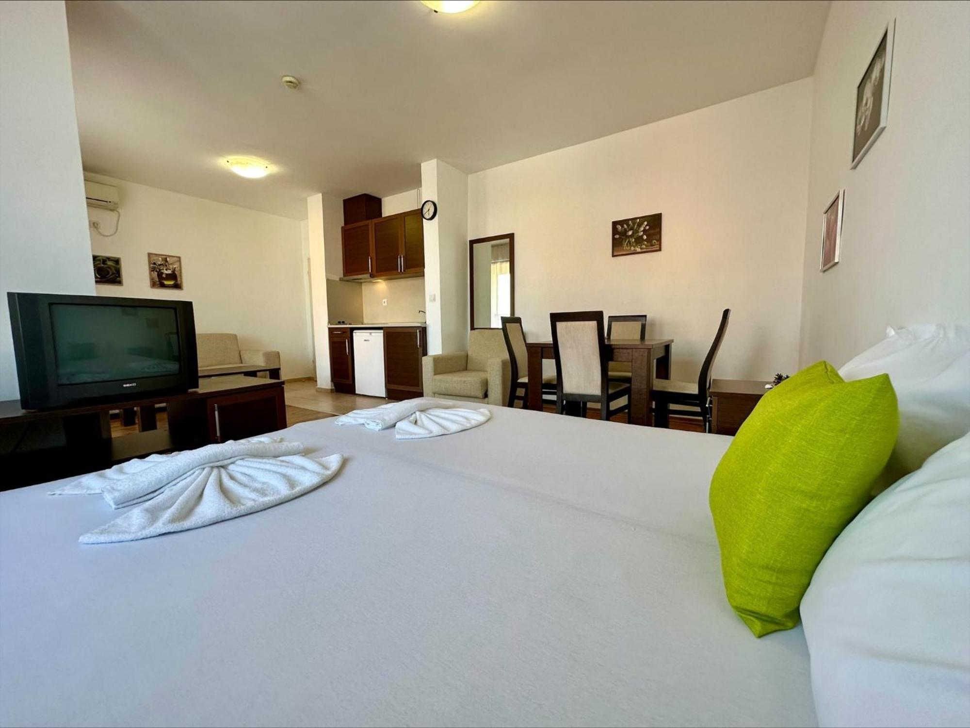 Menada Aheloy Apartments Habitación foto